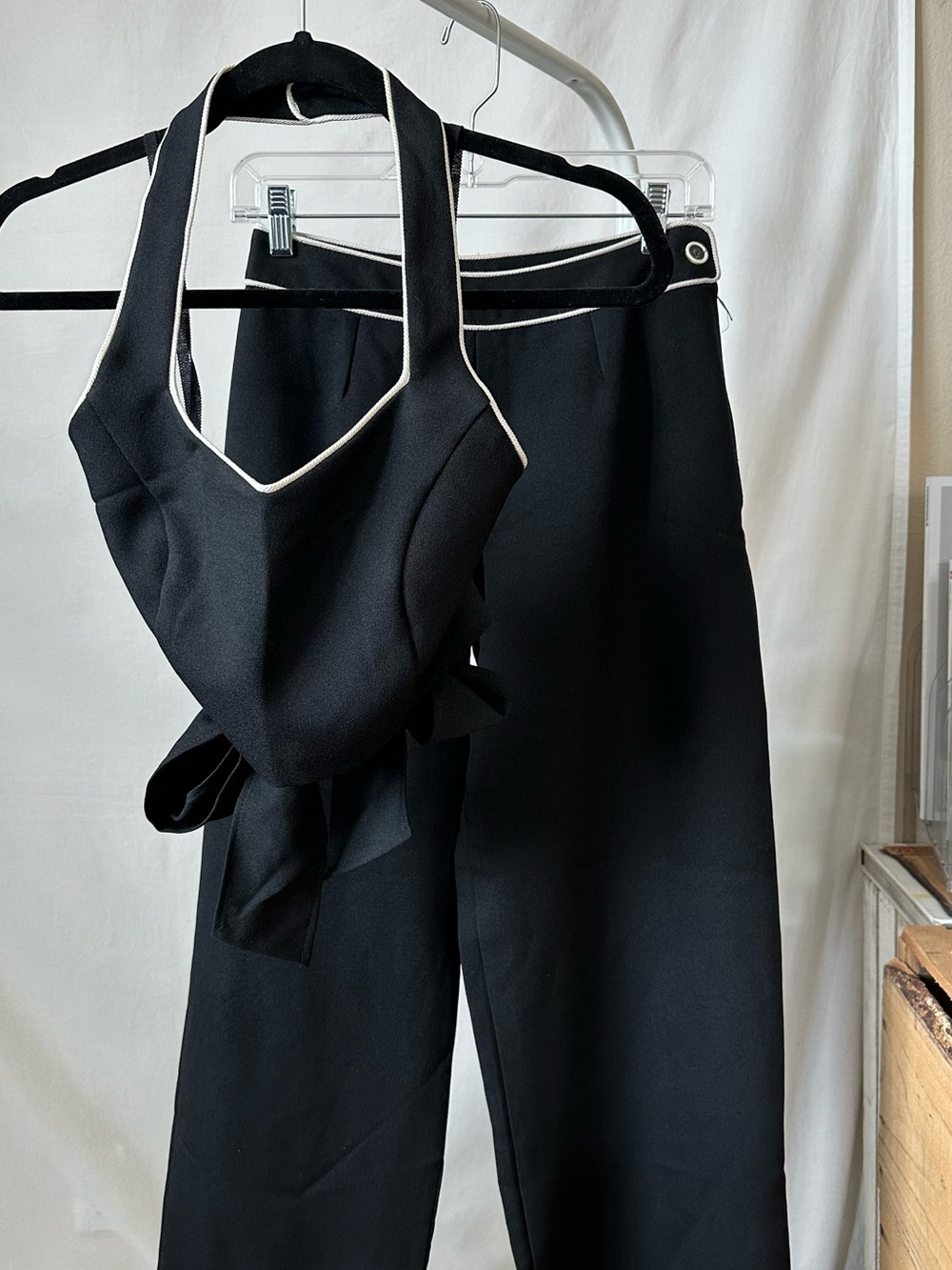 Black Halter Crop Top & Wide-Leg Pants Set - Elegant Two-Piece